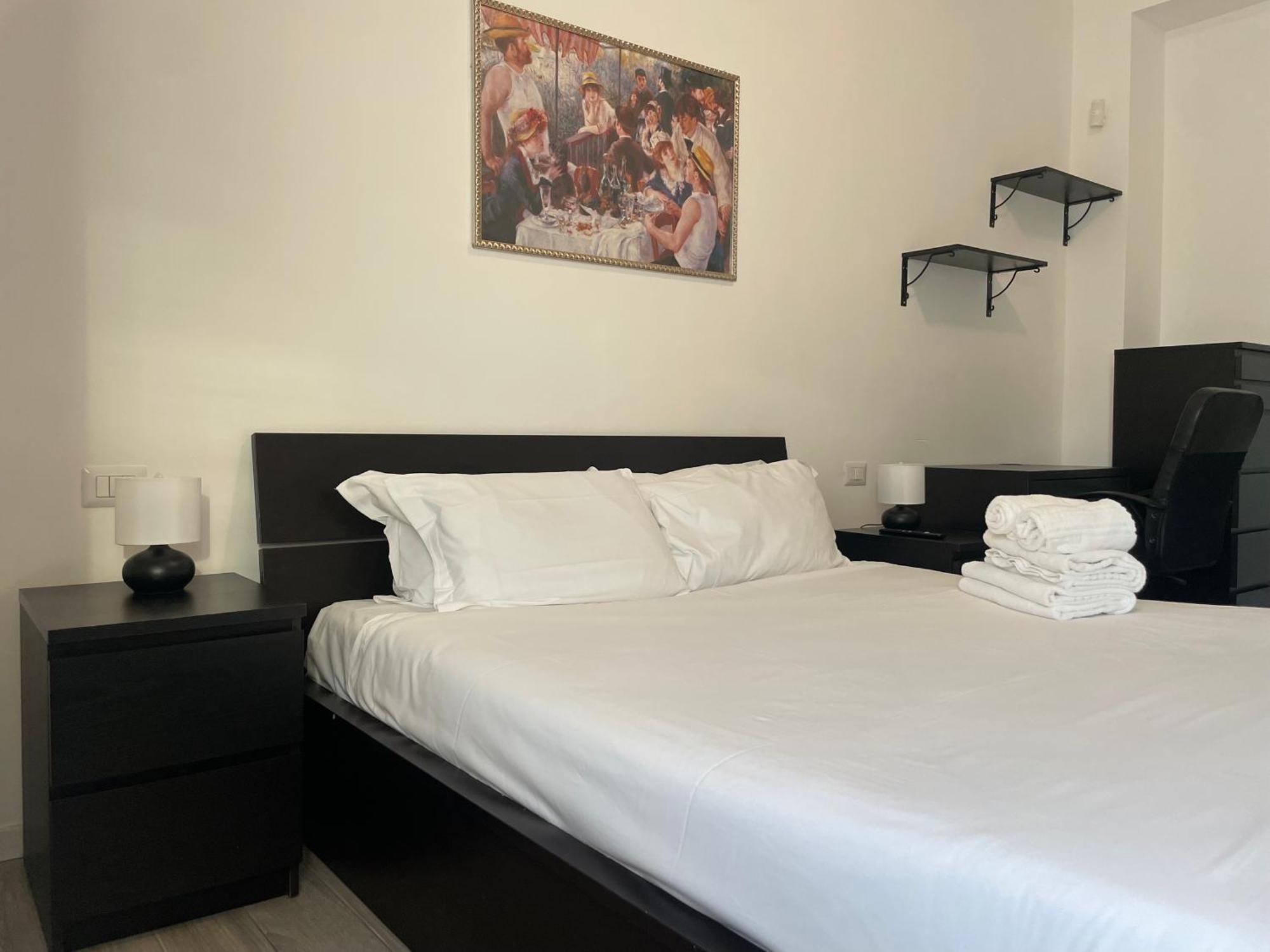 Gardone Apartment - Ampio Appartamento Con 2 Camere Da Letto - Comodo Per Duomo! ミラノ エクステリア 写真