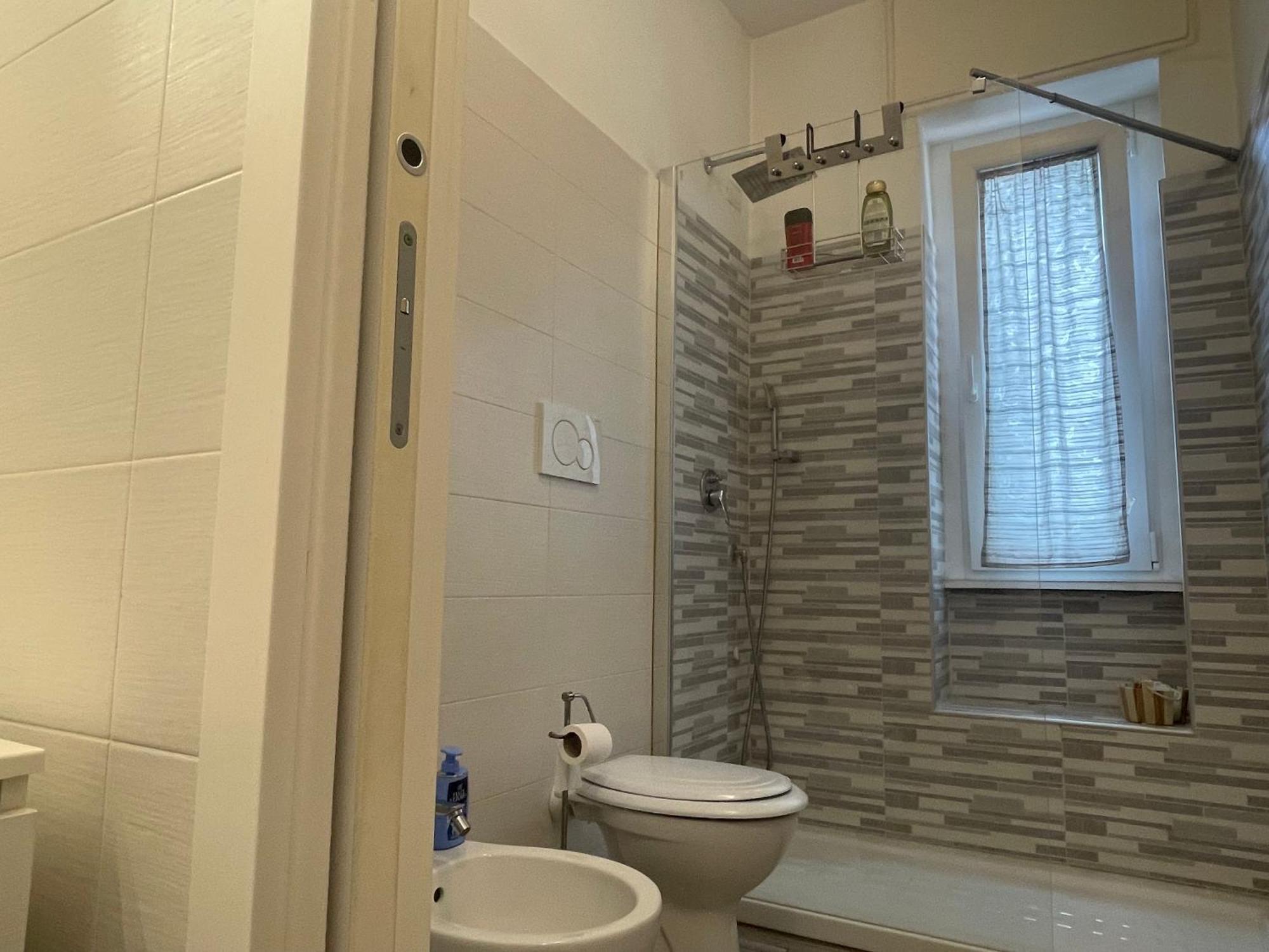 Gardone Apartment - Ampio Appartamento Con 2 Camere Da Letto - Comodo Per Duomo! ミラノ エクステリア 写真